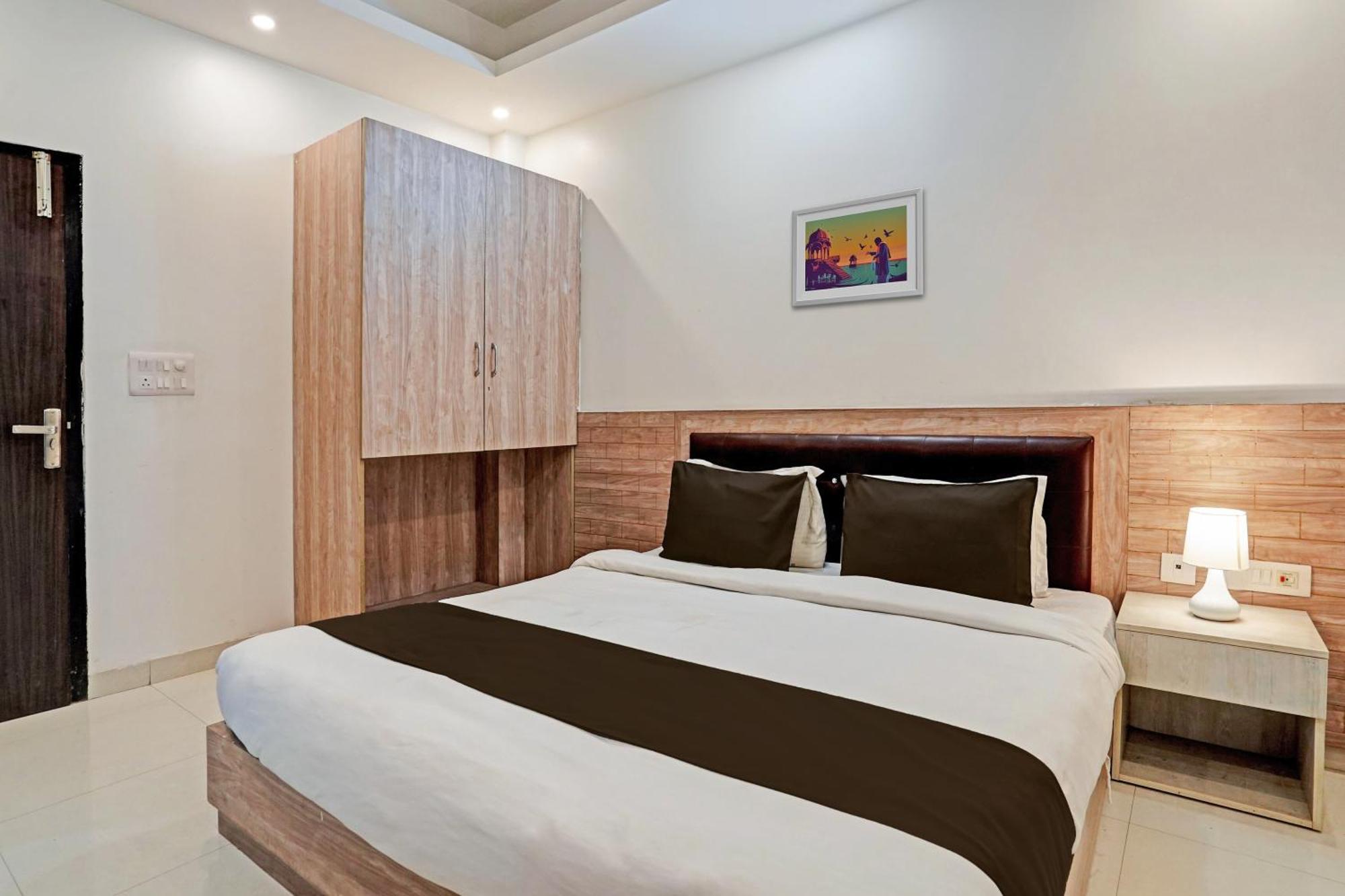 Hotel O Babil Palace Near Omaxe Celebration Mall Gurgaon Extérieur photo