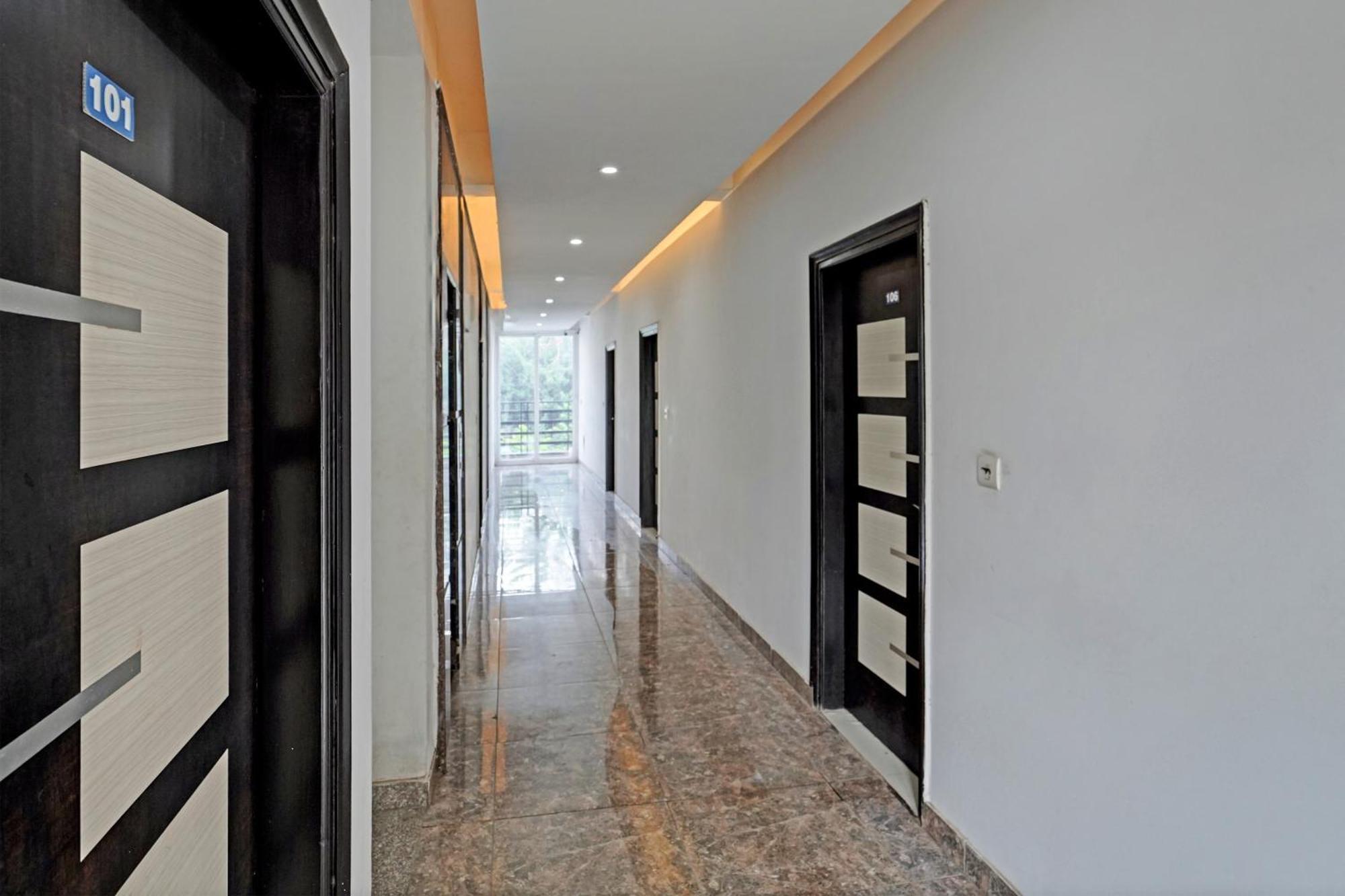 Hotel O Babil Palace Near Omaxe Celebration Mall Gurgaon Extérieur photo